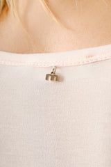 T-SHIRT SCOLLO A V