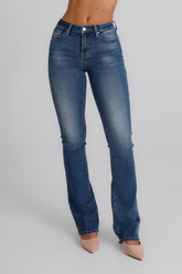 Jeans Donna Flare Fit Denim Medio – Vita Media, Gamba Svasata Effetto Slanciante