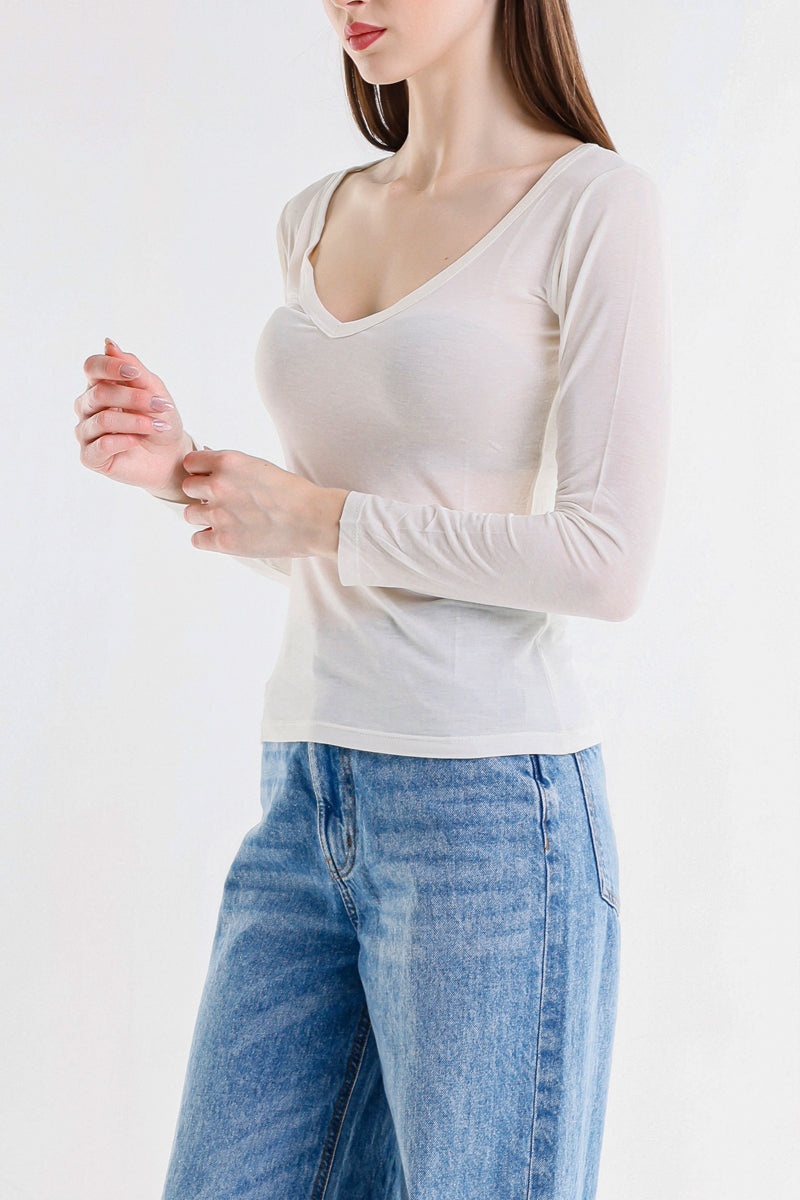 T-SHIRT SCOLLO A V